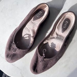 Foldable on-the-go Bloch Ballet Flats